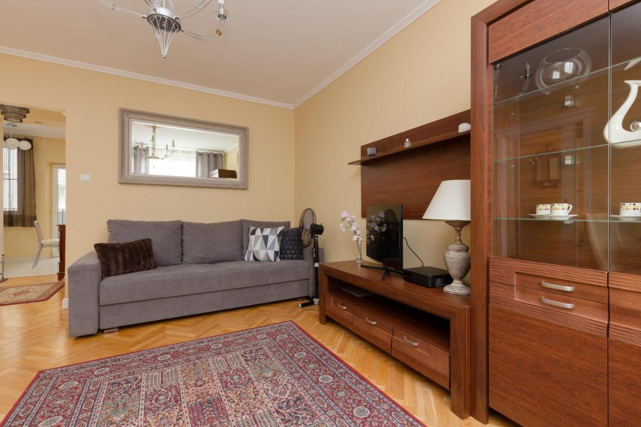 Miodowa Apartment Krasinski Garden Warsaw By Noclegi Renters Luaran gambar